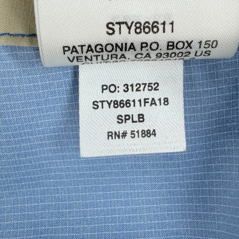 Patagonia Wavefarer Board Shorts Mens 36 Blue Tropical Floral Surf Swim 86611